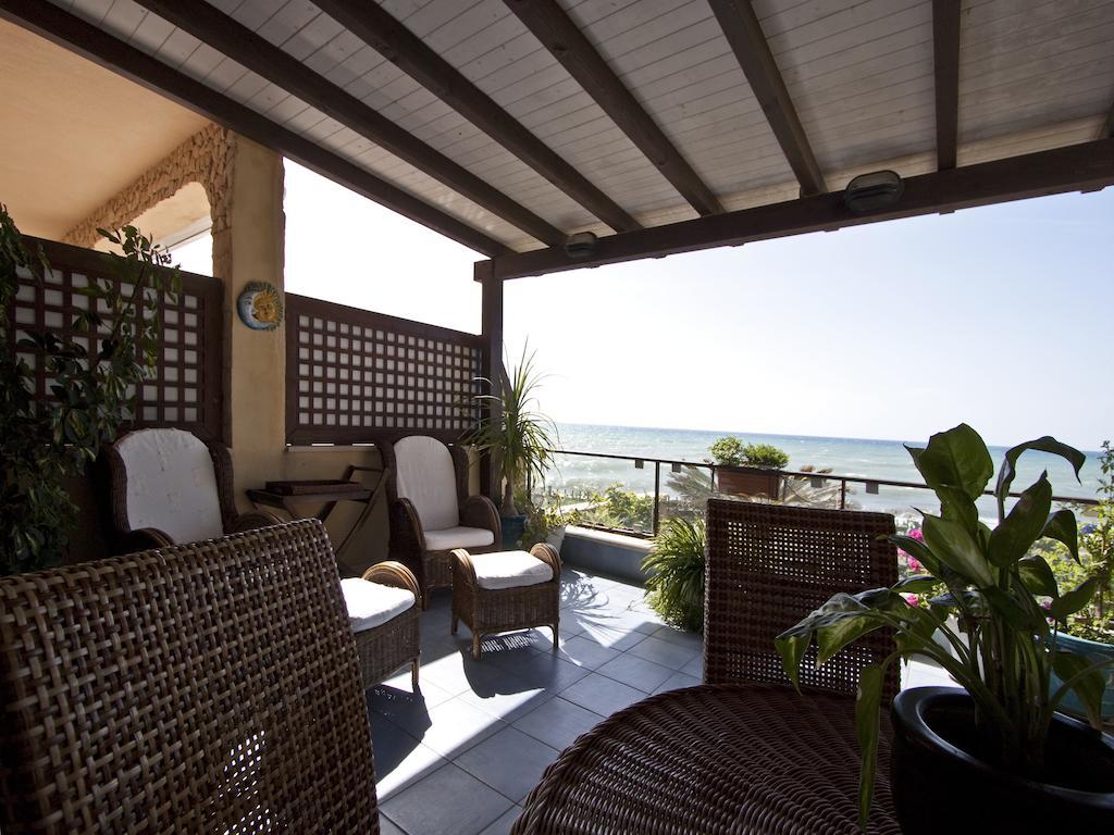 Terrazza A Mare Corallo Marina di Ragusa Pokoj fotografie